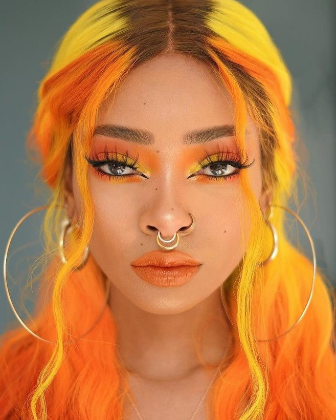 سایه چشم رنگی میس لارا ۱۶ رنگ فانتزی